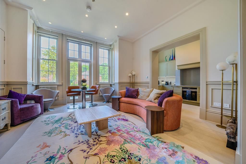 Property photo 2 of 20 Reception