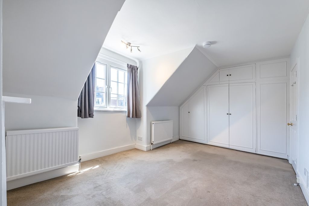 Property photo 3 of 10