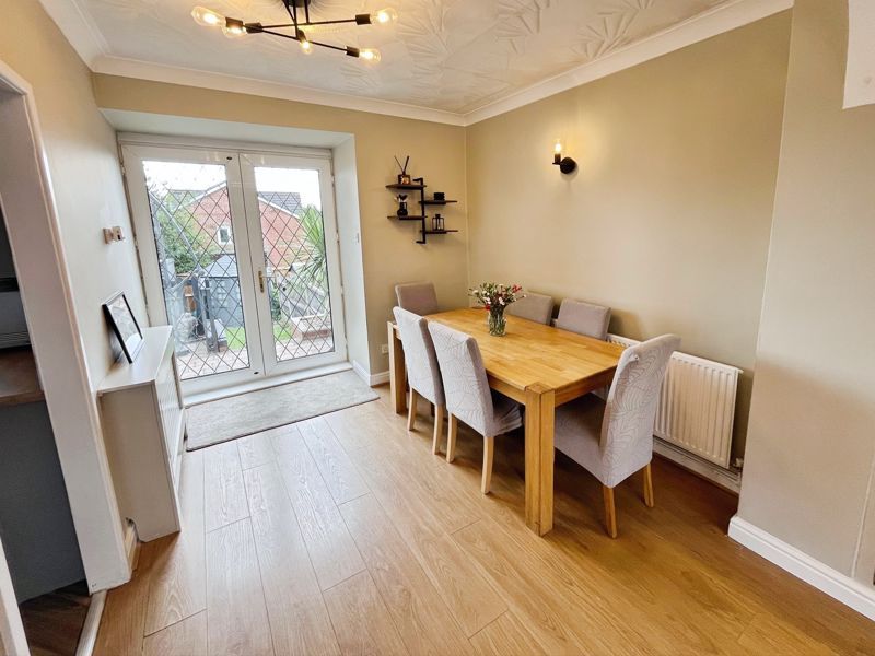 Property photo 3 of 16 Dining Room