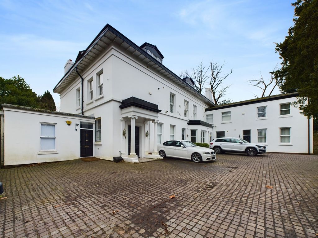 Property photo 1 of 14