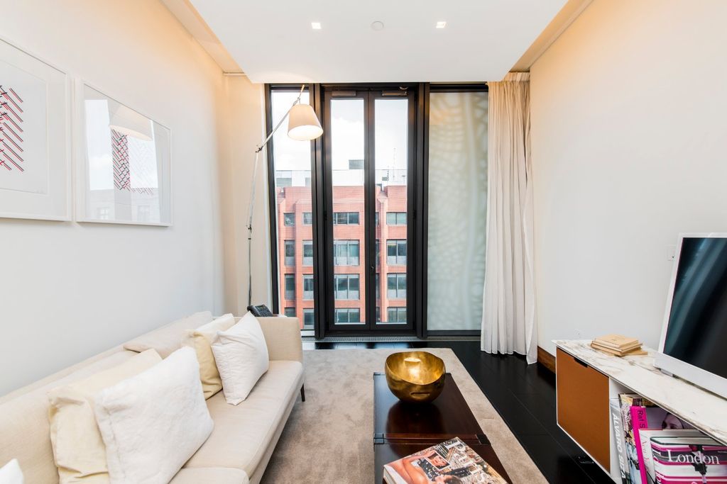 Property photo 3 of 9 Picture No. 20