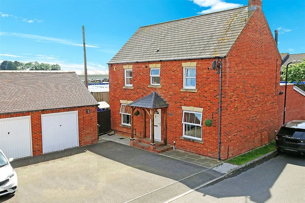 Property photo 1 of 24 Picture No. 29