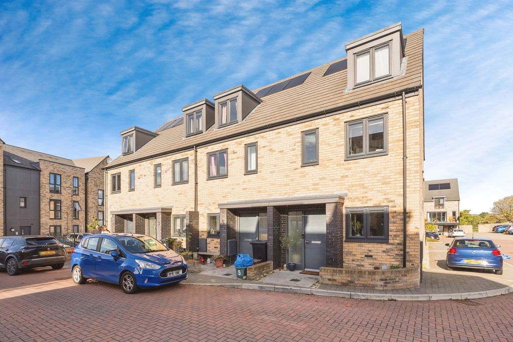 Property photo 1 of 17 Photo