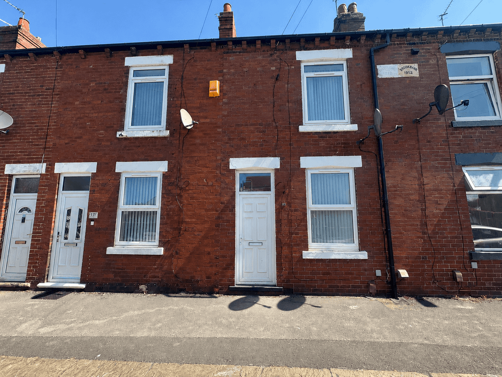 Property photo 1 of 13 2 Bedroom Terrace