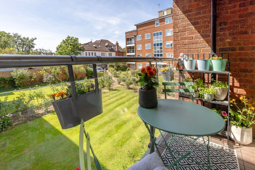 Property photo 2 of 20 Private Terrace
