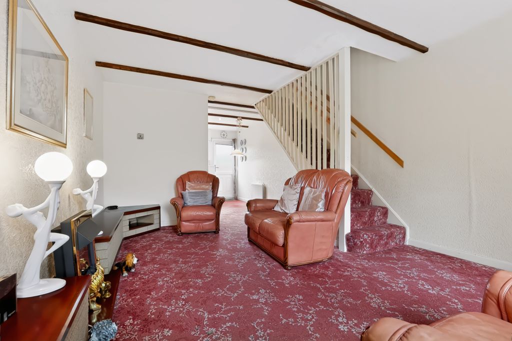 Property photo 3 of 29