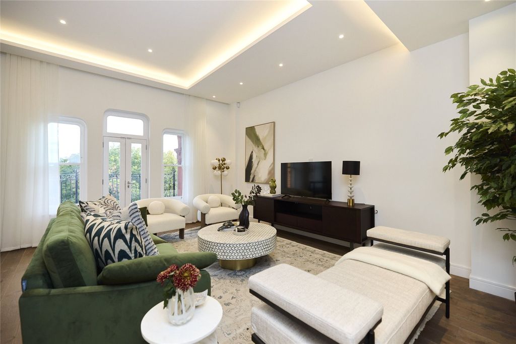 Property photo 3 of 18 Reception Room