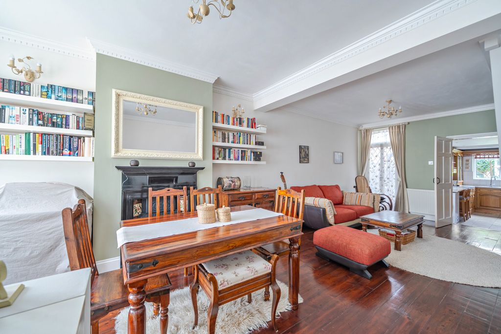 Property photo 2 of 20 1332853-12-68Ae0A...
