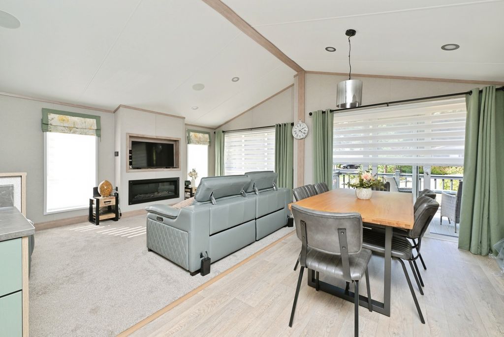 Property photo 3 of 17 Living Area