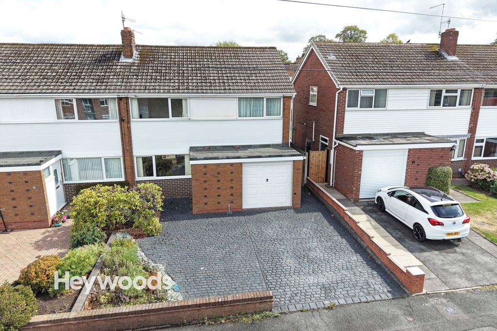 Property photo 1 of 38