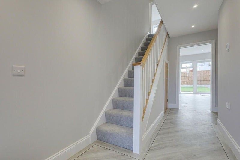 Property photo 2 of 13 Hallway
