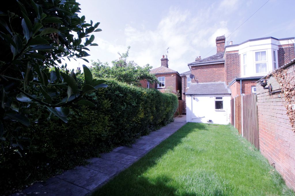 Property photo 2 of 16