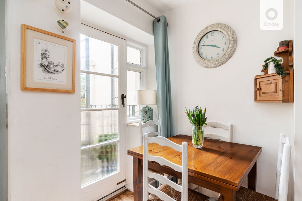 Property photo 2 of 15 3061085