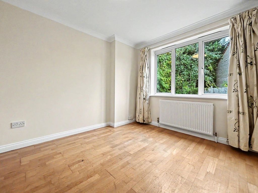 Property photo 3 of 10 Picture No. 17