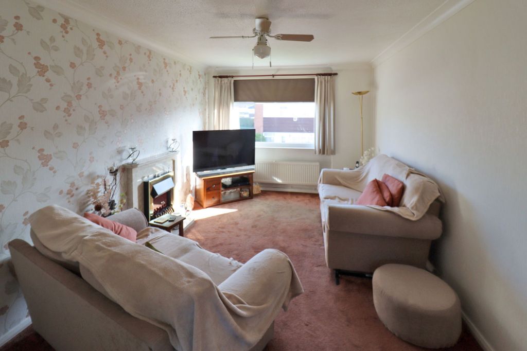 Property photo 3 of 5