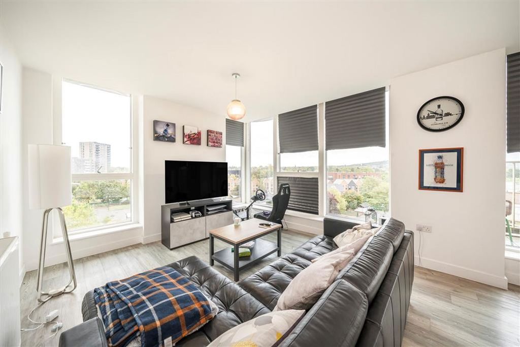 Property photo 3 of 10