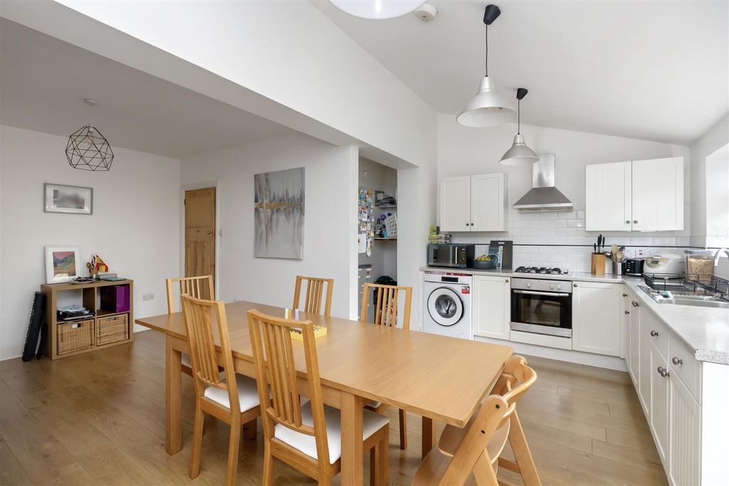 Property photo 1 of 28 Kitchen/Dining Room