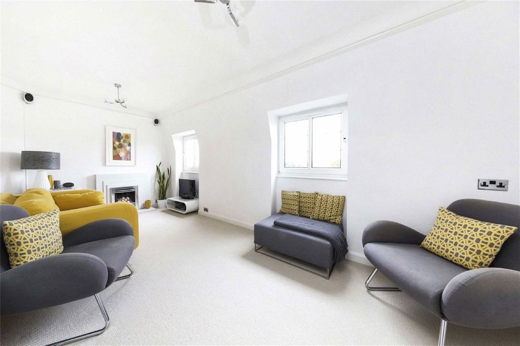Property photo 2 of 6