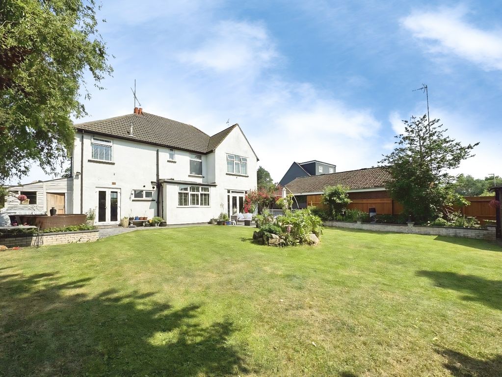 Property photo 2 of 31 Pbox-Img.Jpg