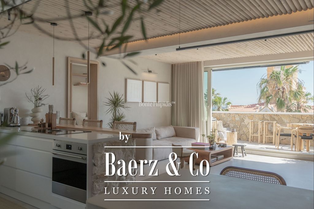 Property photo 2 of 35