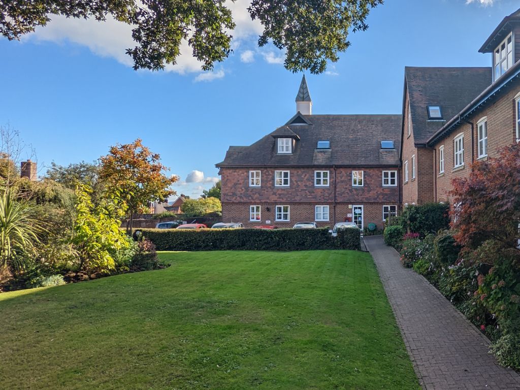 Property photo 1 of 9 1MMC - Front