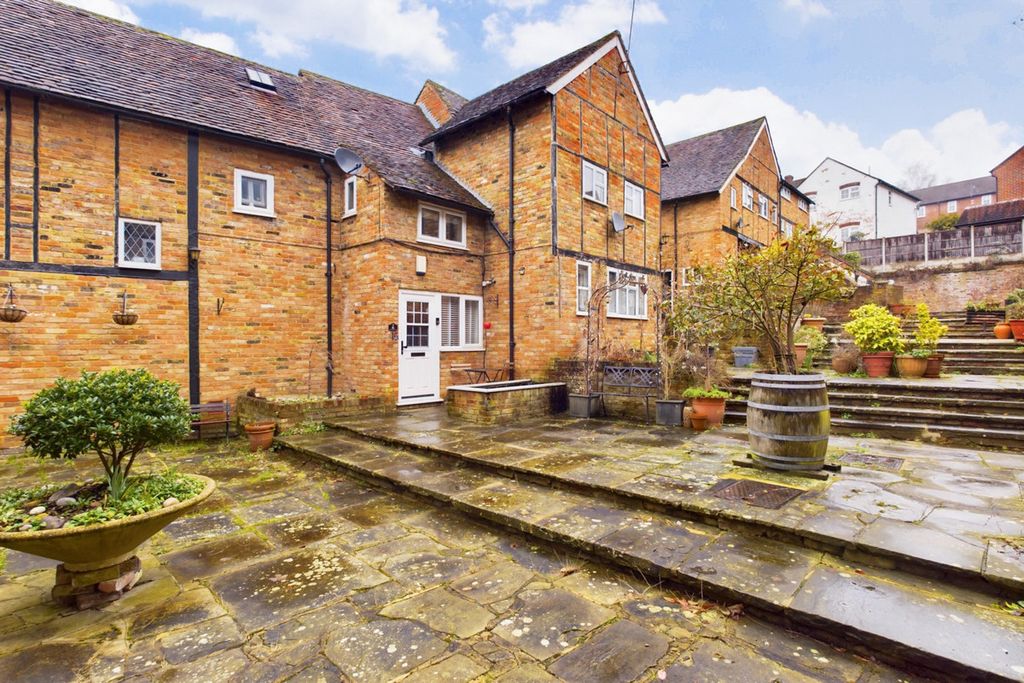 Property photo 1 of 24