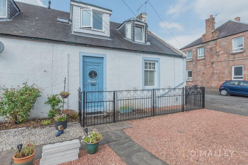 Property photo 1 of 16 External