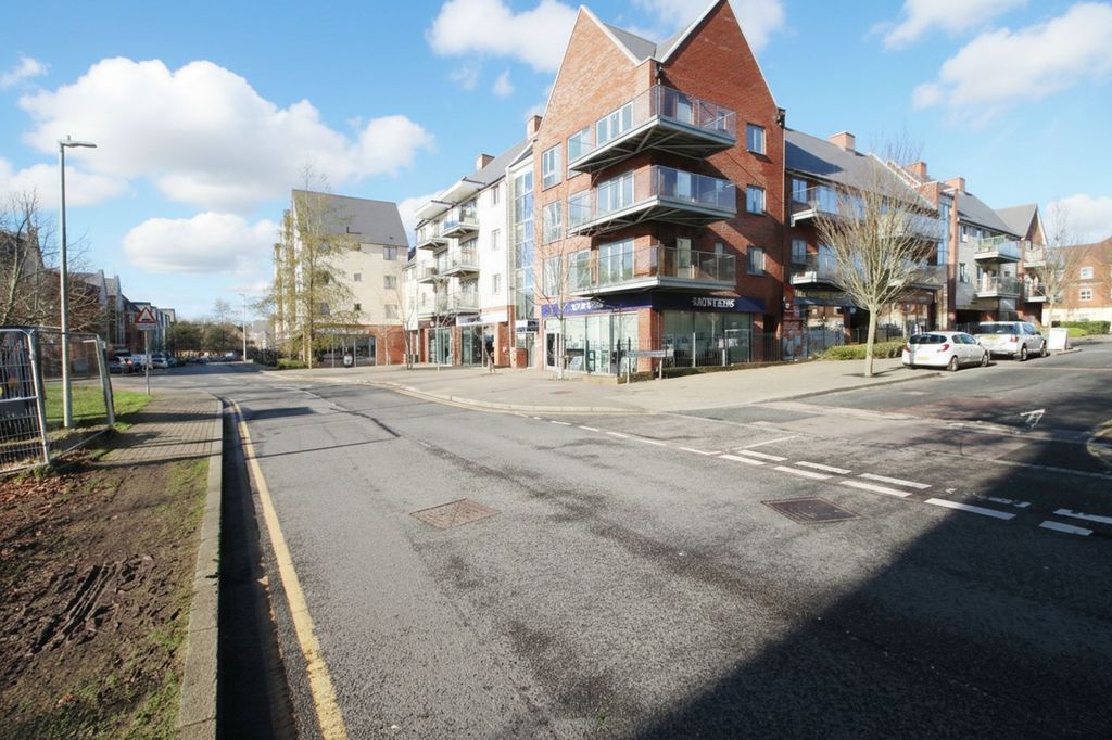 Property photo 1 of 9