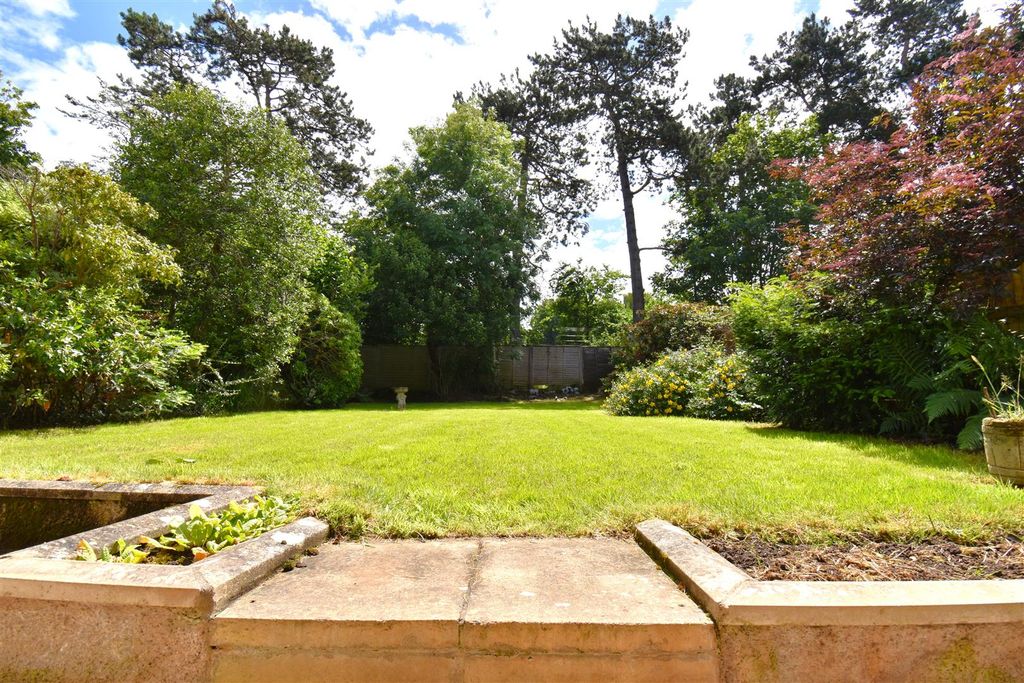 Property photo 2 of 16 4A.Jpg