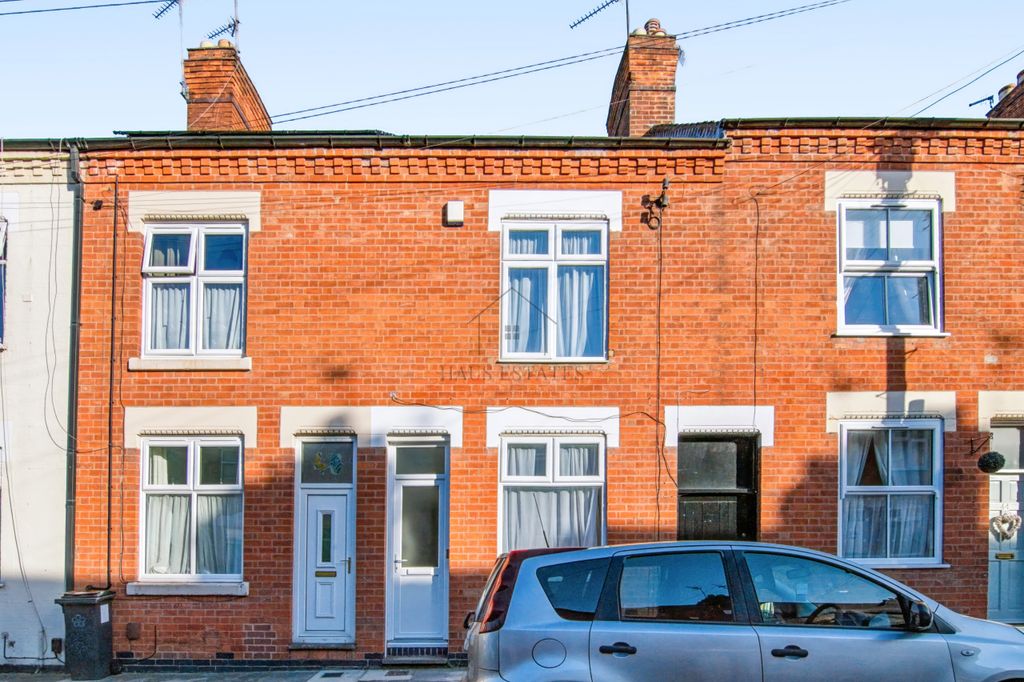 Property photo 1 of 10 1