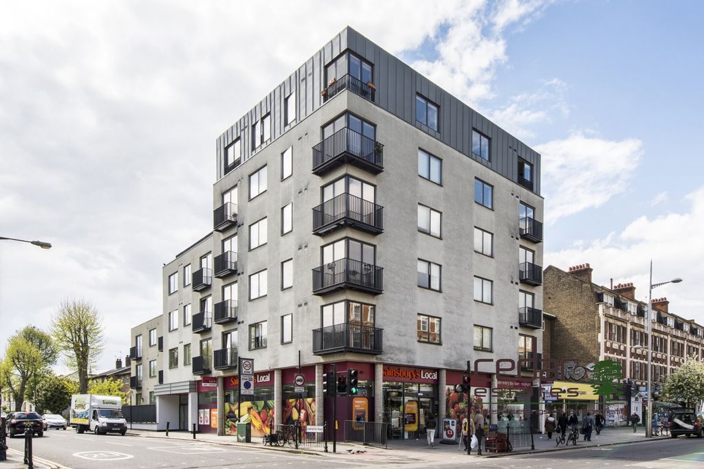 Property photo 1 of 11