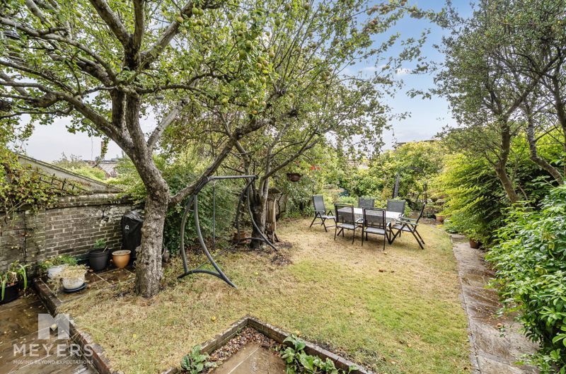 Property photo 1 of 15 Photo 14