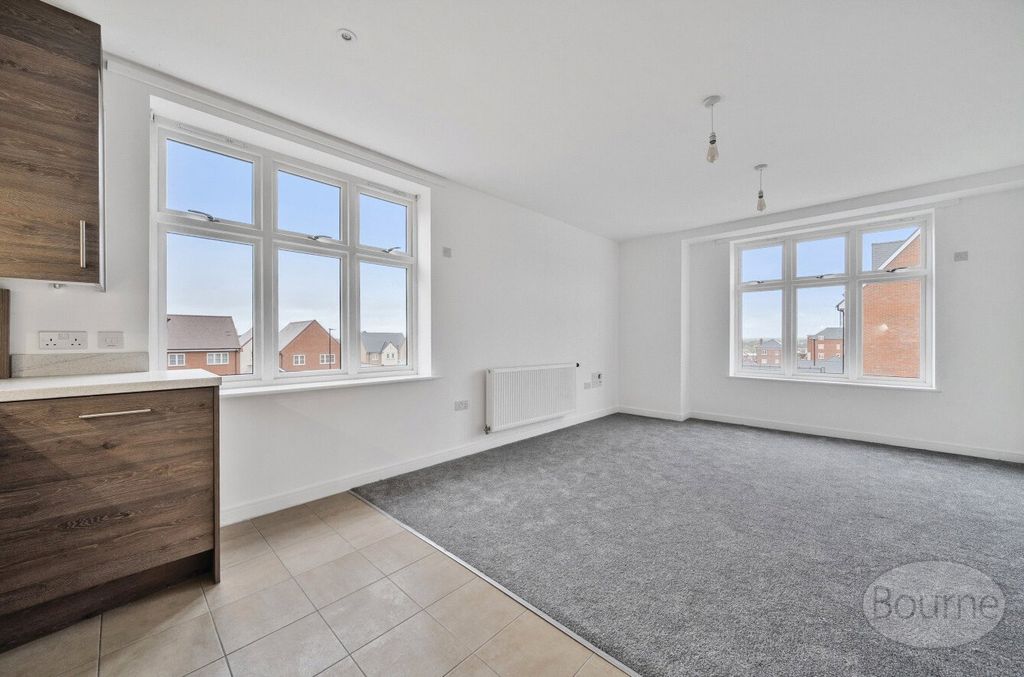 Property photo 3 of 16 7068A128-A9Df-433...