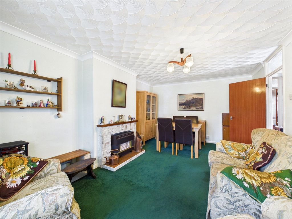 Property photo 3 of 14 Picture No. 02