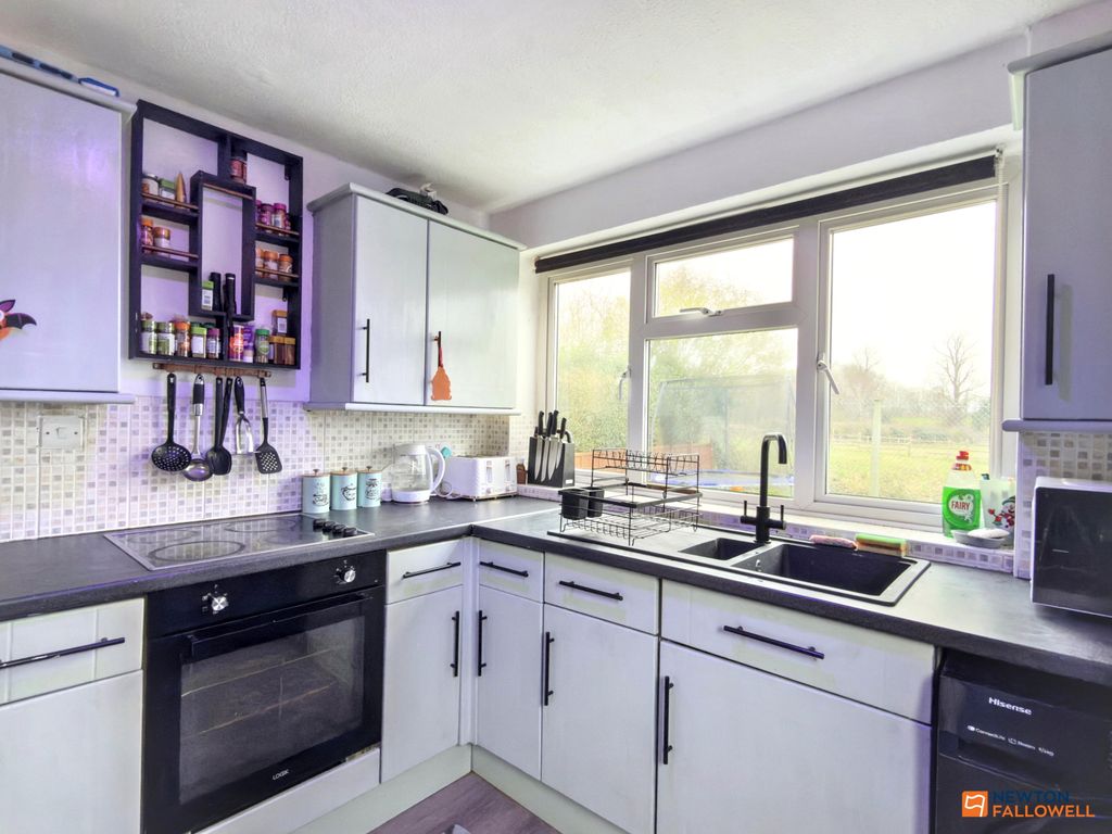 Property photo 3 of 22