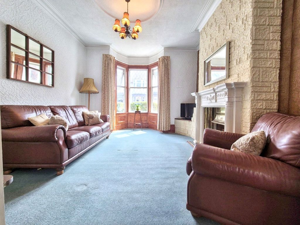 Property photo 2 of 23