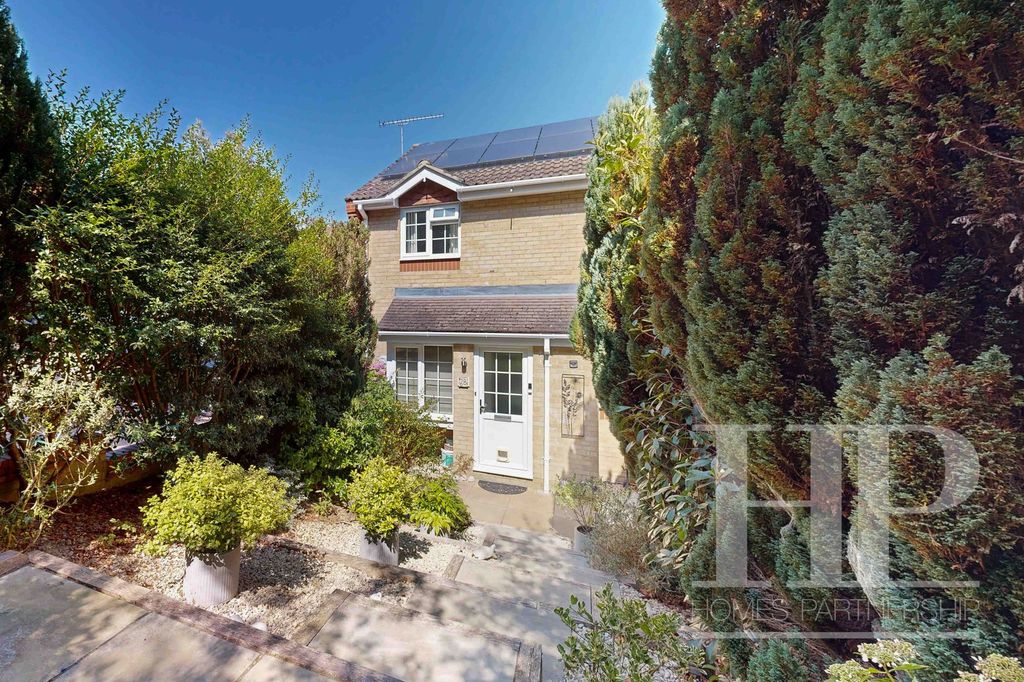 Property photo 1 of 12