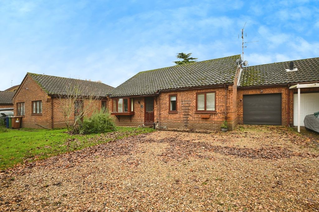 Property photo 1 of 16