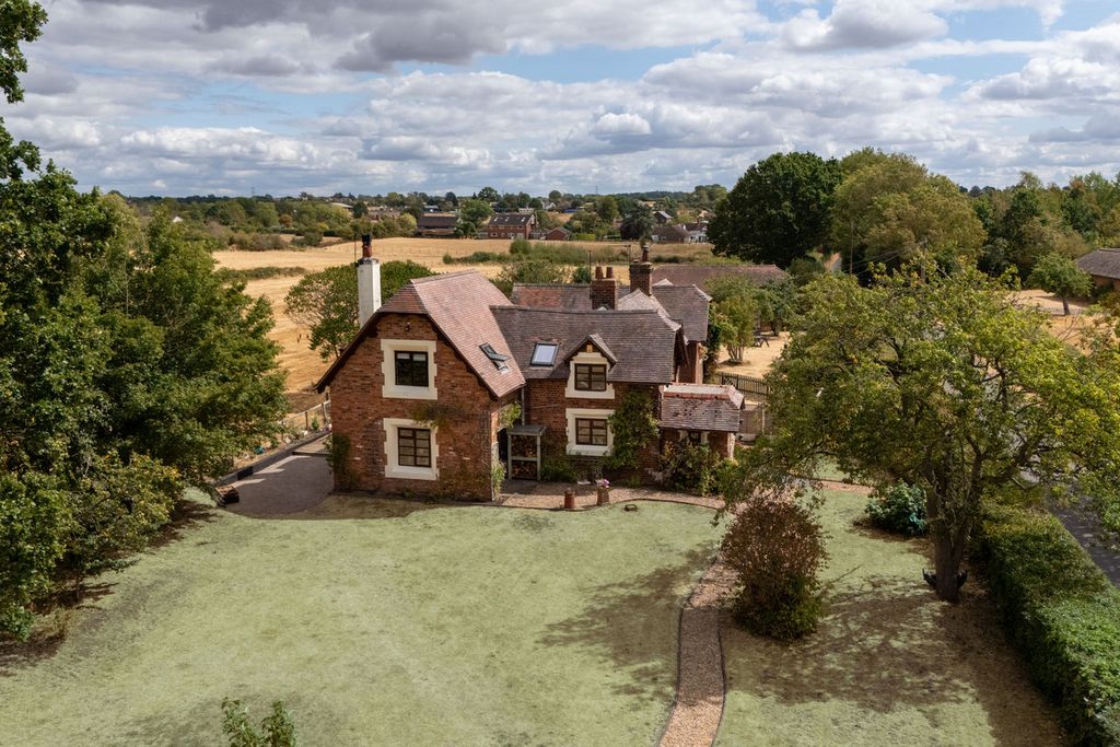 Property photo 1 of 30