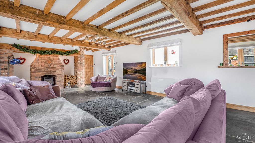 Property photo 2 of 41 5153473