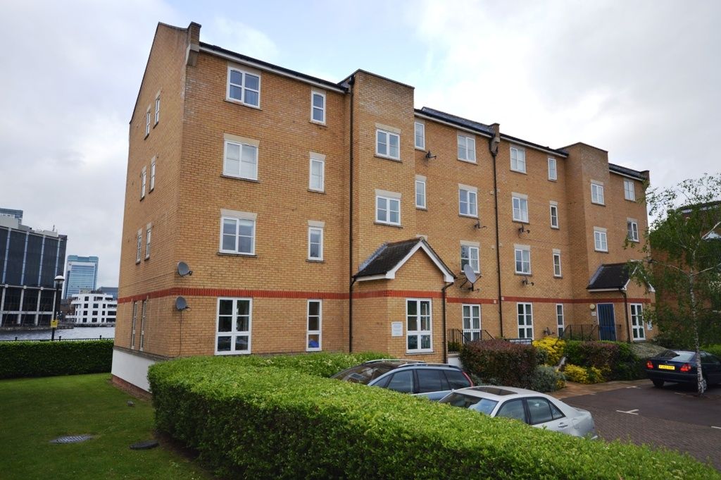 Property photo 1 of 10 2 Double Bedroom Apartment To Rent