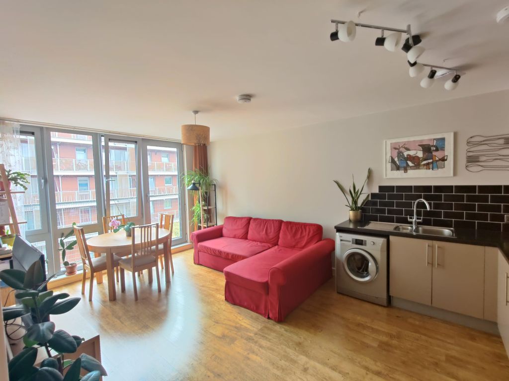 Property photo 2 of 13 1000163164