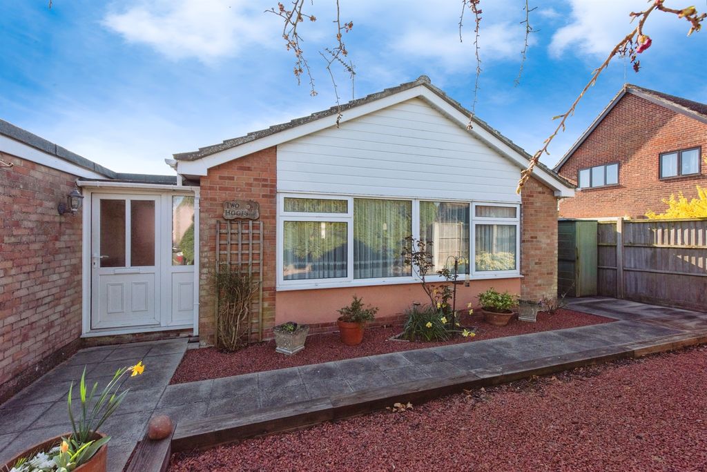 Property photo 2 of 14