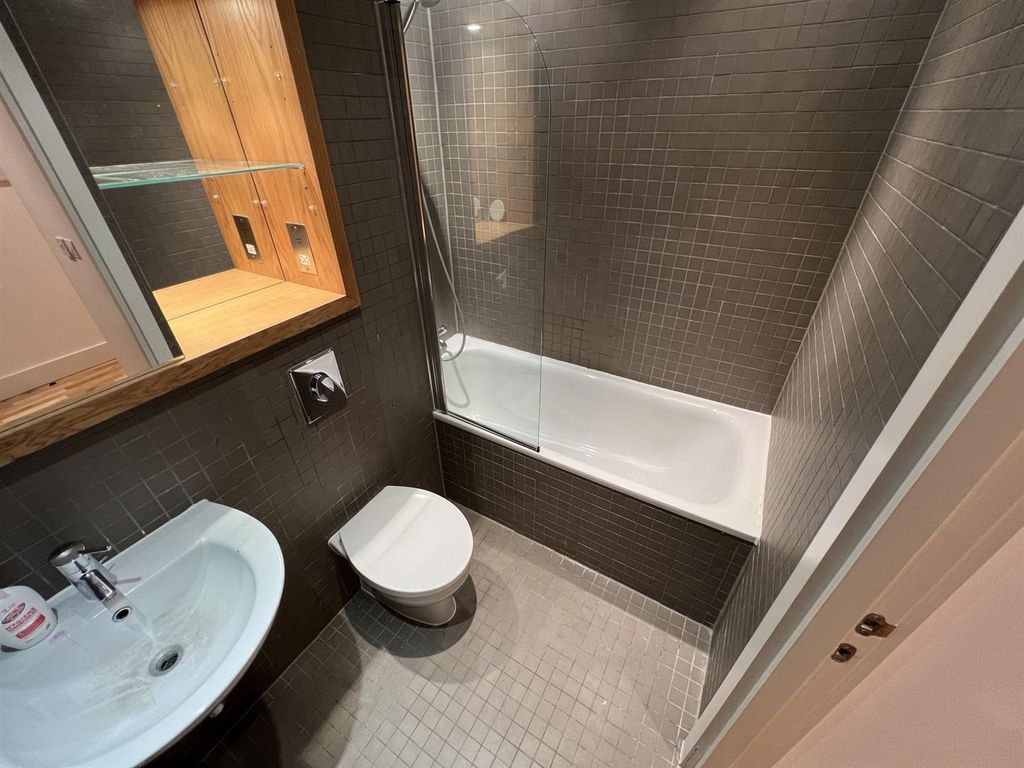 Property photo 2 of 10 Eight.Jpeg