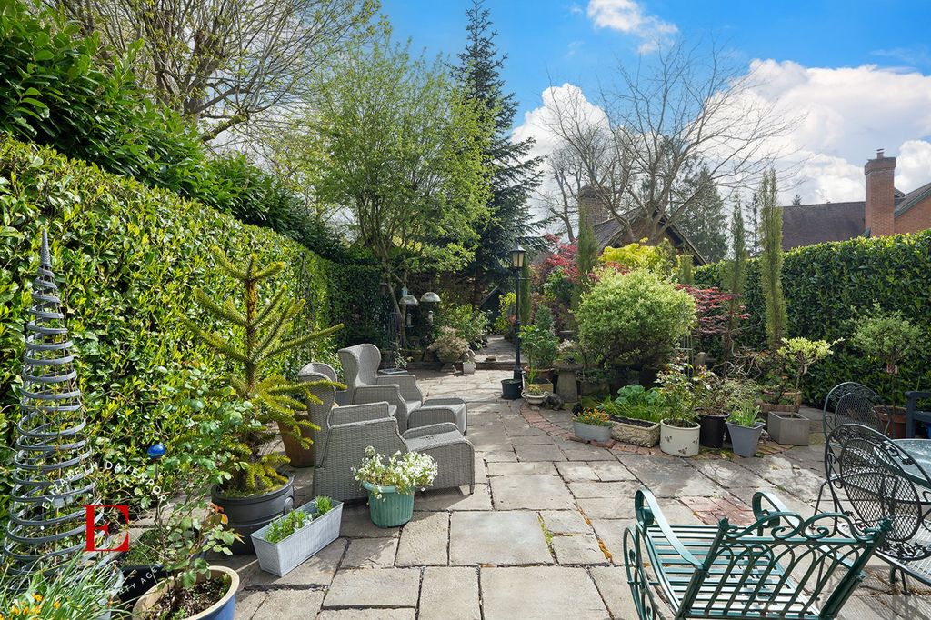Property photo 3 of 23