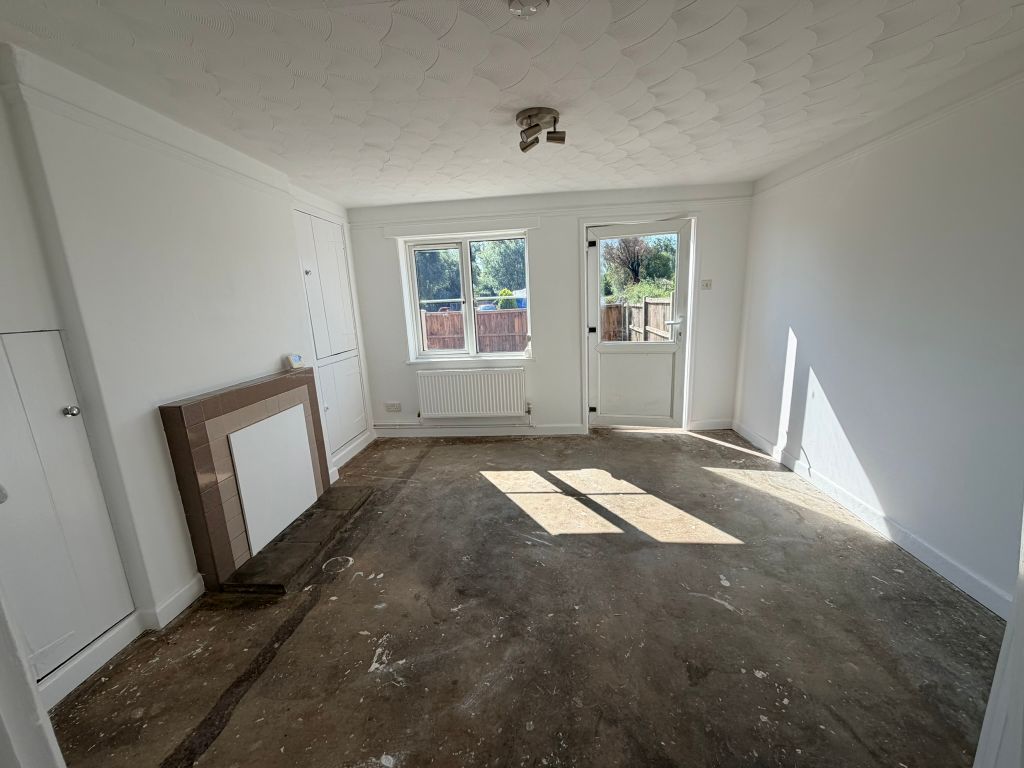 Property photo 3 of 15 Img_5052