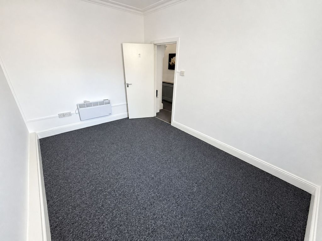 Property photo 2 of 3