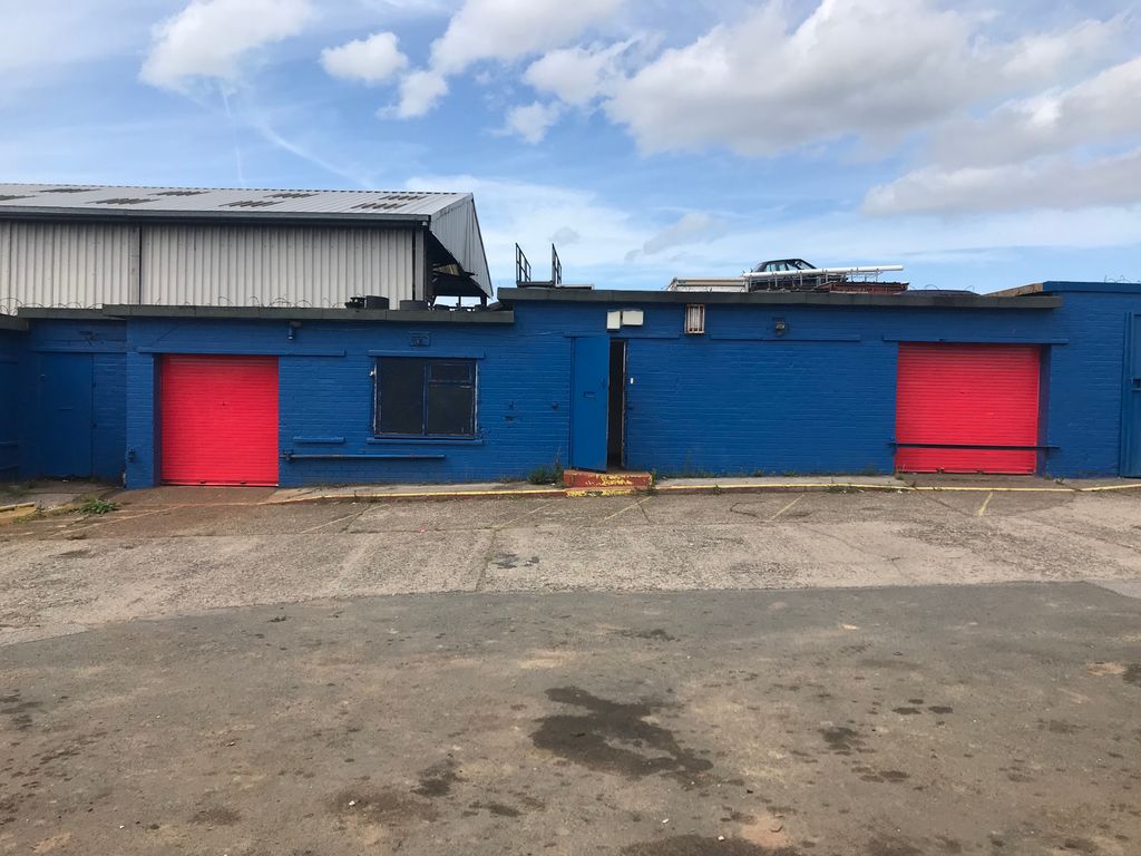 Property photo 1 of 11