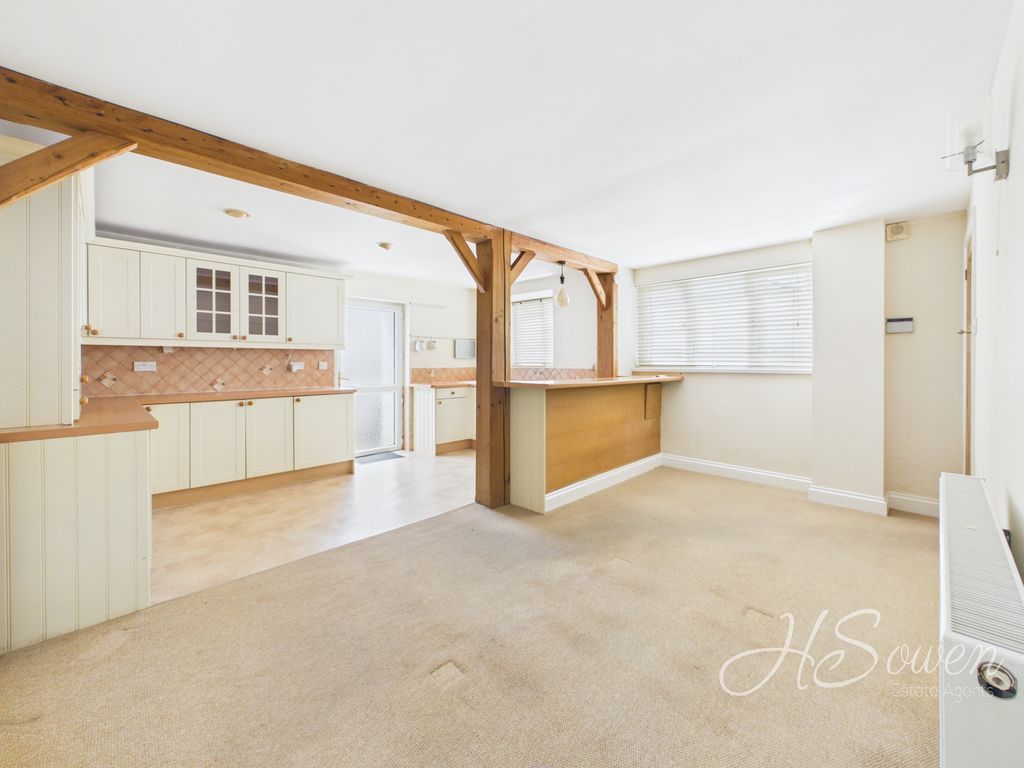 Property photo 2 of 13 Photo 2
