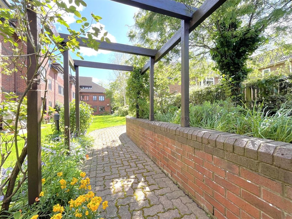 Property photo 1 of 16 Img_9360.Jpg